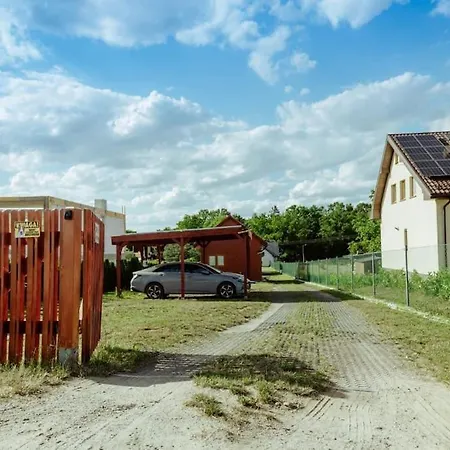 Domek Nad Jeziorem *
